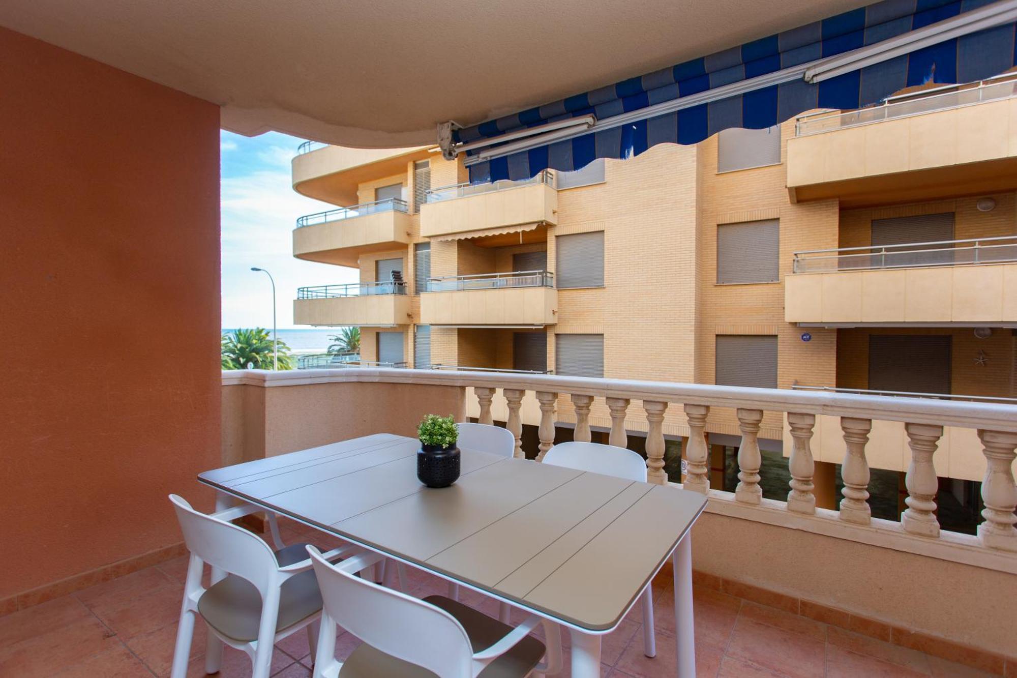 Denia Front Beach Apartment Bagian luar foto