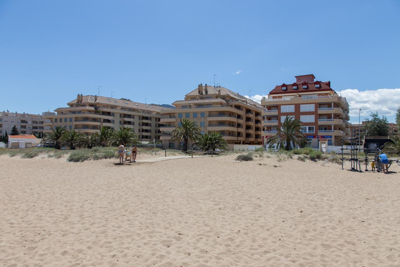 Denia Front Beach Apartment Bagian luar foto