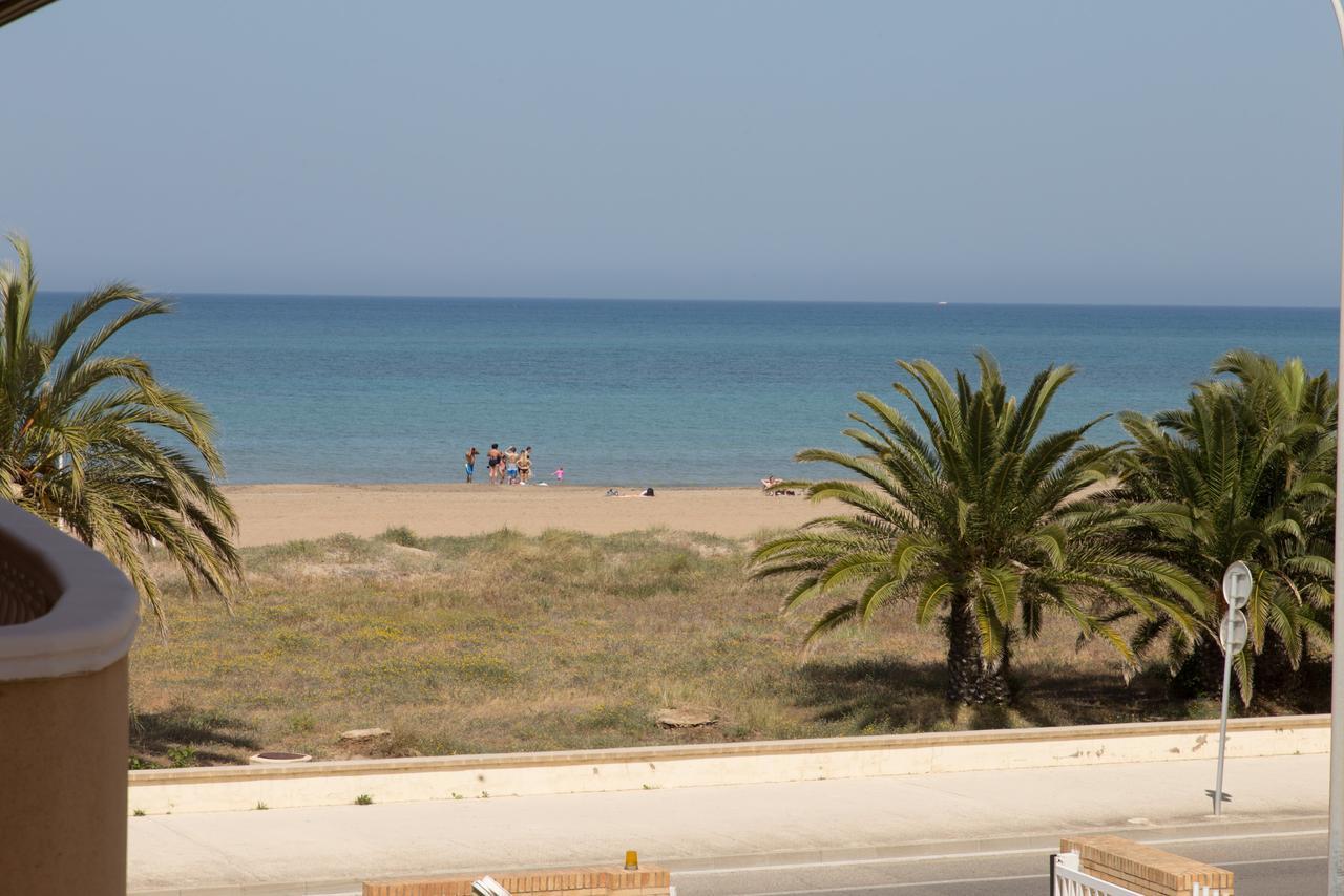 Denia Front Beach Apartment Bagian luar foto