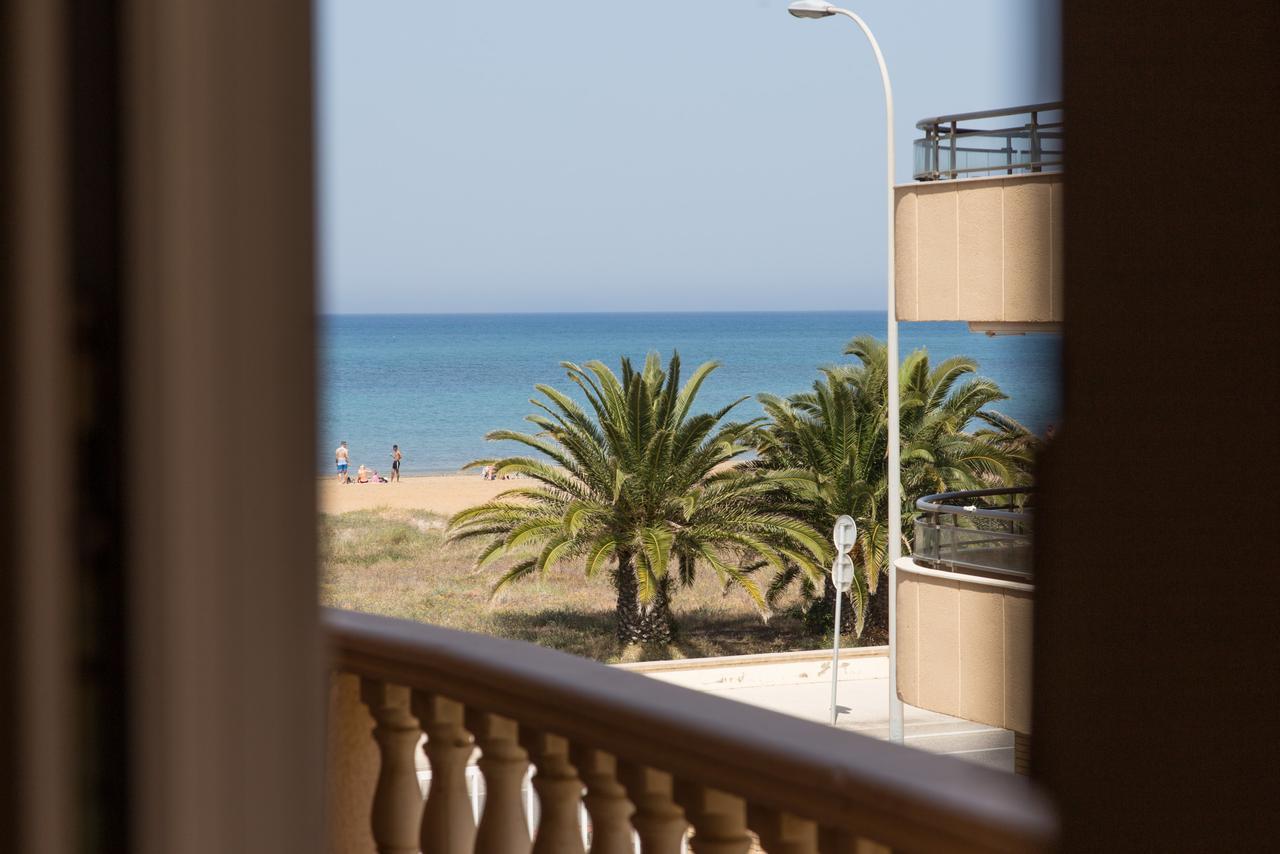 Denia Front Beach Apartment Bagian luar foto